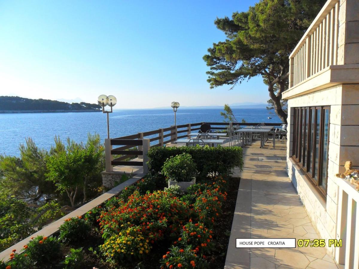 Beachfront House Pope B&B Selca  エクステリア 写真