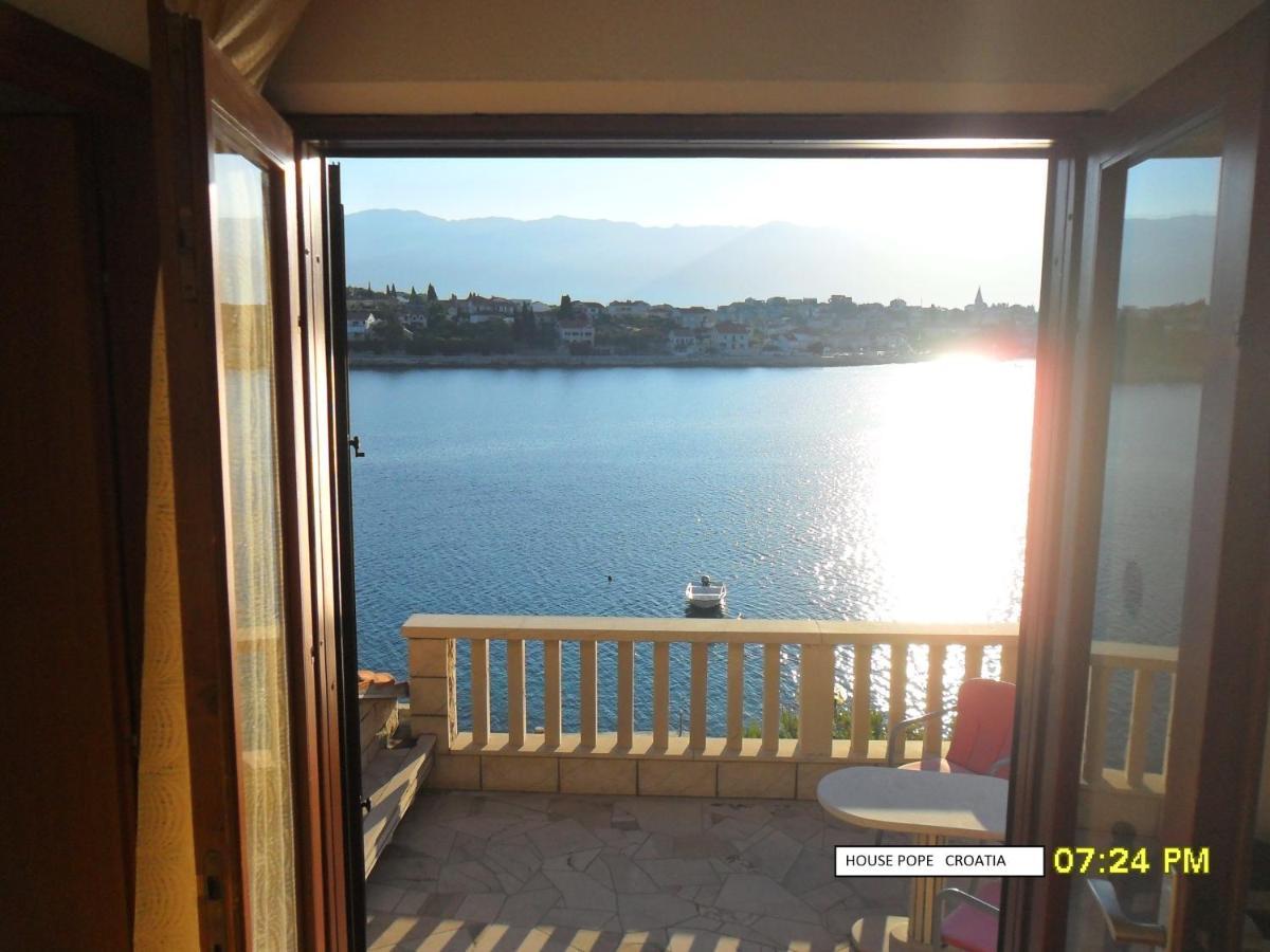 Beachfront House Pope B&B Selca  エクステリア 写真