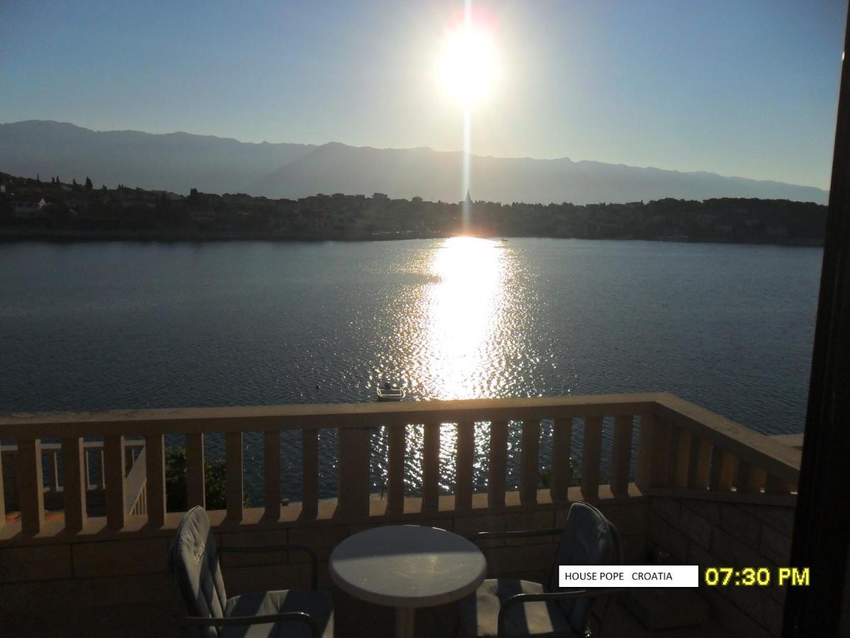 Beachfront House Pope B&B Selca  エクステリア 写真